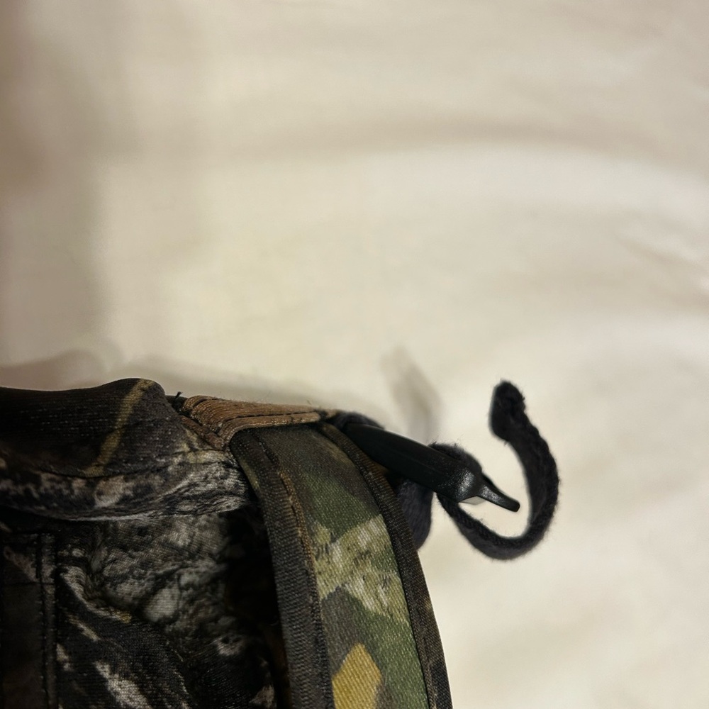 Cabela's Woodland Camouflage Pants XL - Picture 9 of 9